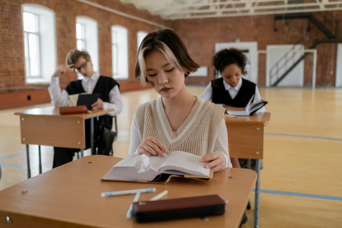 Students preparing for UPSC